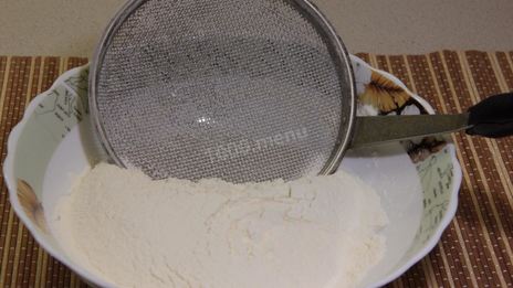 воздушные оладьи на кефире очень пышные