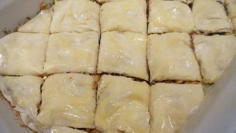 пахлава с фисташками и апельсиновой водой