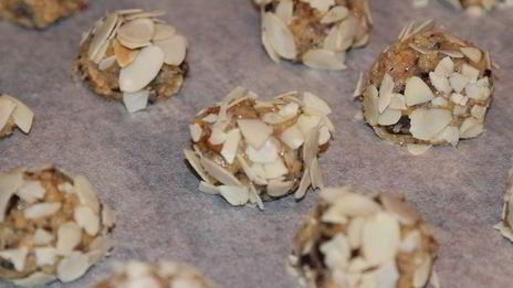 арналевское шоколадное печенье с орехами