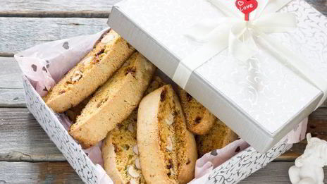 бискотти с фундуком и шоколадом