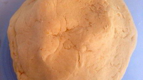 рассыпчатое печенье с корицей