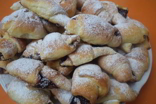 Рогалики со смородиновым джемом