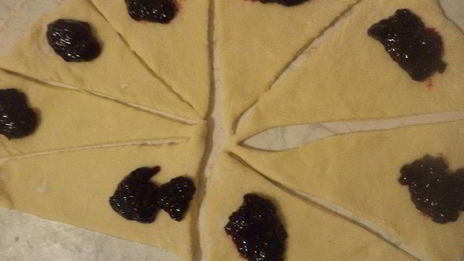 рогалики со смородиновым джемом