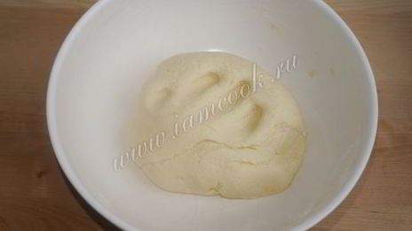 творожное печенье-рулетики с какао и корицей