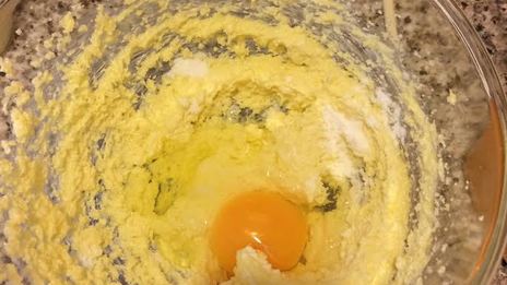 домашний сливовый пирог