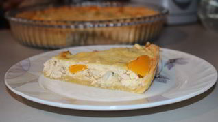 Киш с курицей, перцем и сельдереем