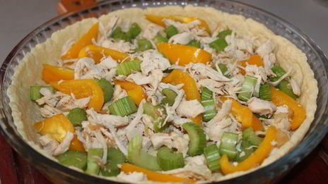 киш с курицей, перцем и сельдереем