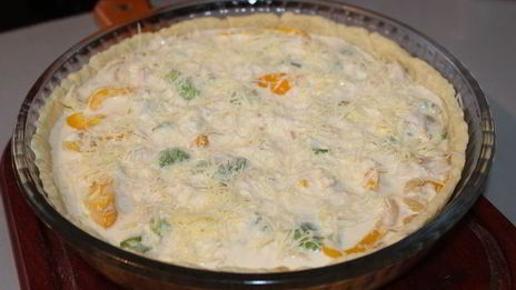 киш с курицей, перцем и сельдереем