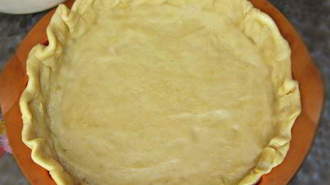 луковый пирог со шпиком и сыром джюгас