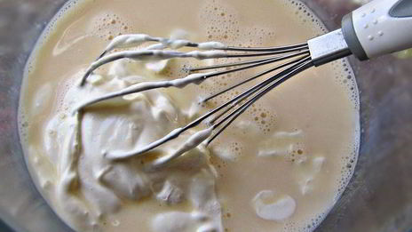 луковый пирог со шпиком и сыром джюгас