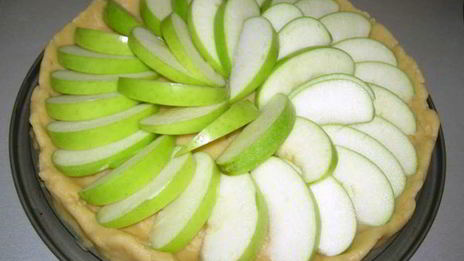 медово-яблочный пирог