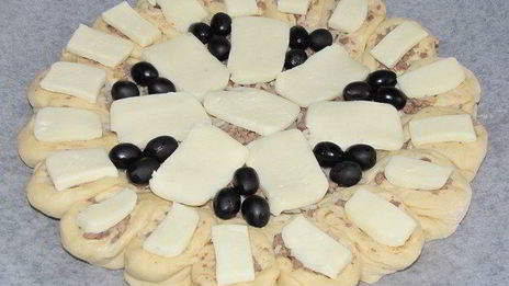 мясной пирог ромашка