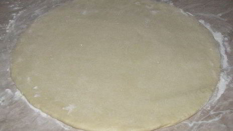 мясной пирог ромашка