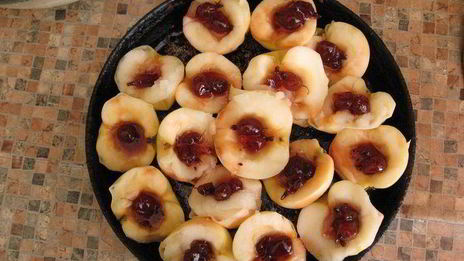 пирог из яблок со сметаной