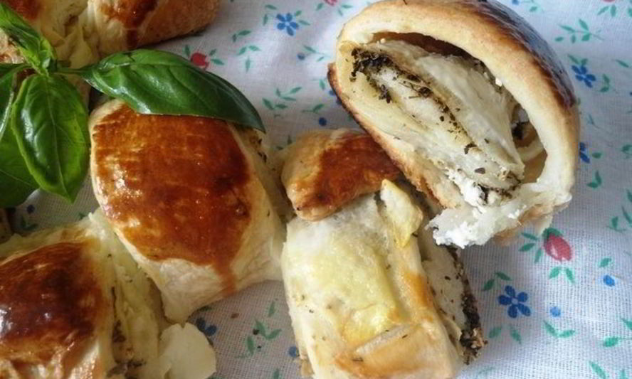 Рецепт пирога-ролла с цукини и базиликом