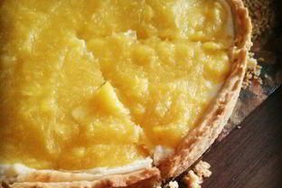 Пирог с манго и творогом