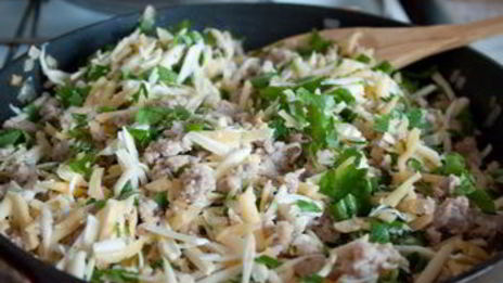 пирог с мясом и сыром