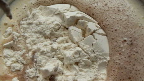 шоколадный пирог с вишней и перцем