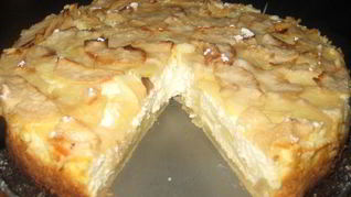 Творожно-яблочный пирог