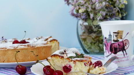 творожный пирог с вишней