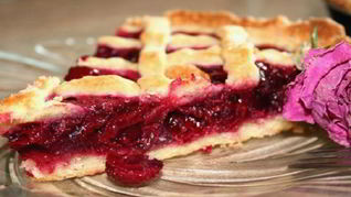 Вишневый пирог из песочного теста