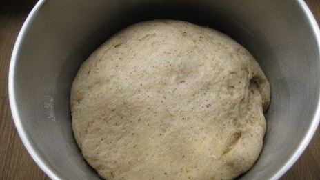 гречневые пирожки с луком и яйцом