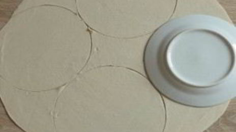 кутабы с зеленью по-азербайджански