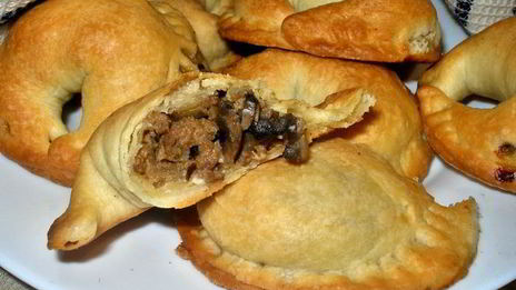 легкие пирожки с курицей и сыром