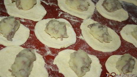 пирожки из теста на мацони с картофелем и фаршем