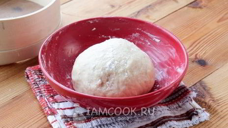 пирожки на молоке с вишней