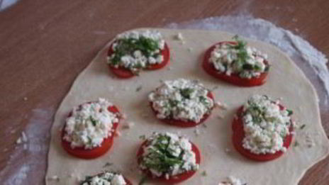 пирожки с брынзой и зеленью