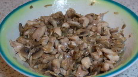 пирожки с курицей и грибами