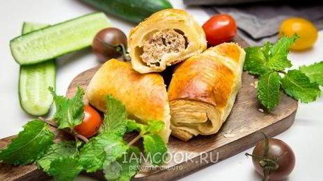 пирожки с мясом из слоеного теста в духовке
