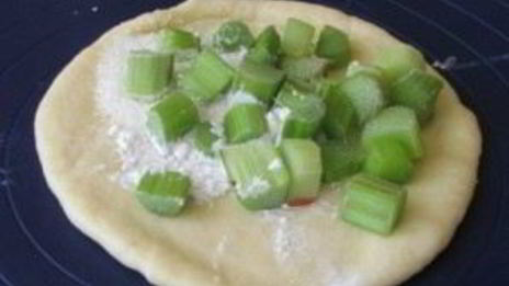 пирожки с ревенем