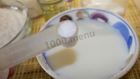 пирожки с сосиской в духовке гусеницы