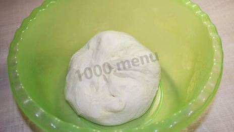 пирожки с сосиской в духовке гусеницы