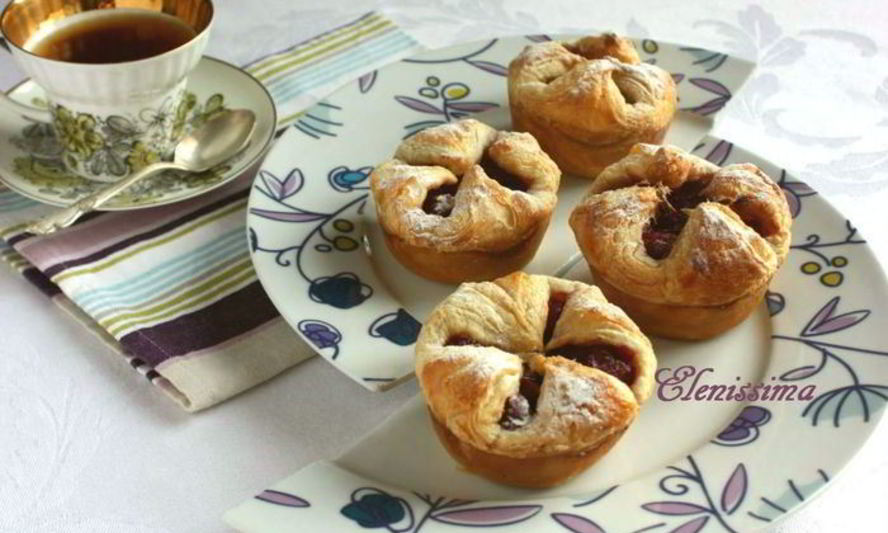 Рецепт пирожков с вишней