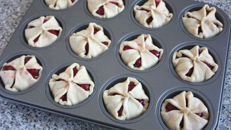 пирожки с вишней