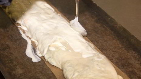 слоеные пирожки с творожным сыром