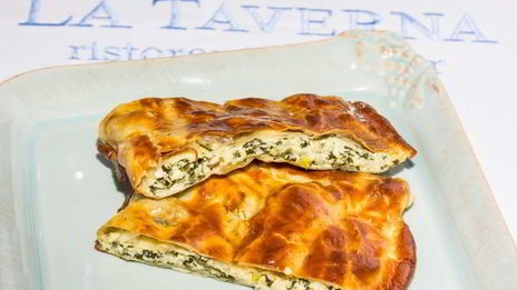 слоеные пирожки с творожным сыром