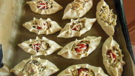 закусочные пирожки с рыбой