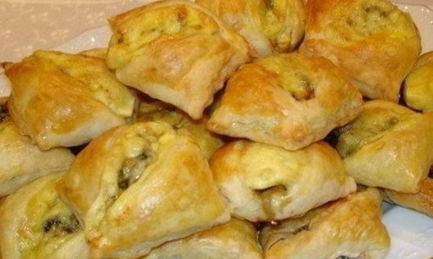 Рецепт закусочных пирожков с сыром и грибами
