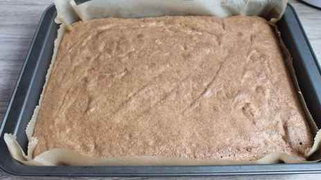 баварские пирожные бисквитно песочные