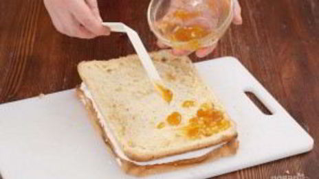 бисквитное пирожное с белковым кремом