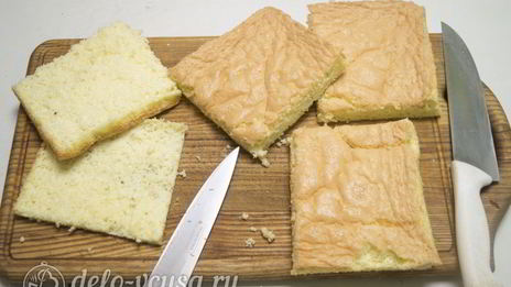 бисквитное пирожное со сливочным кремом