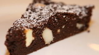 Брауни с макадамией и белым шоколадом