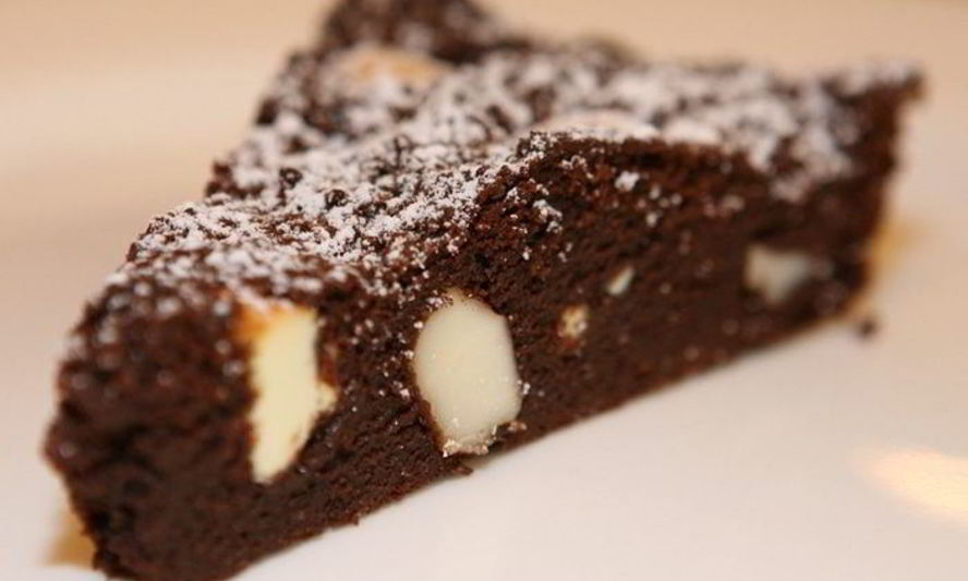 Рецепт брауни с макадамией и белым шоколадом