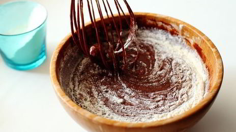 брауни с вишней и орехами