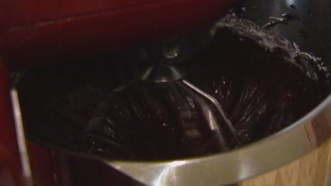 кофейный брауни с черным и белым шоколадом