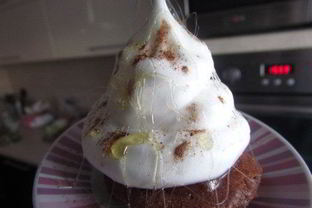 Пирожное с кремом